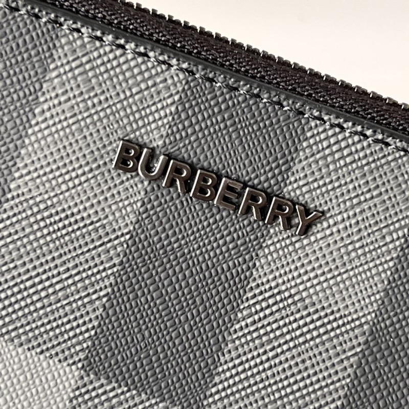 Bv*b*rry wallets